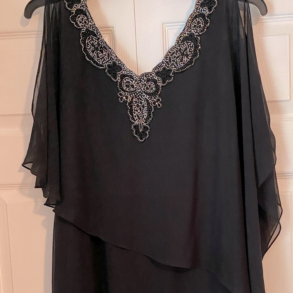 Jakara black cocktail dress